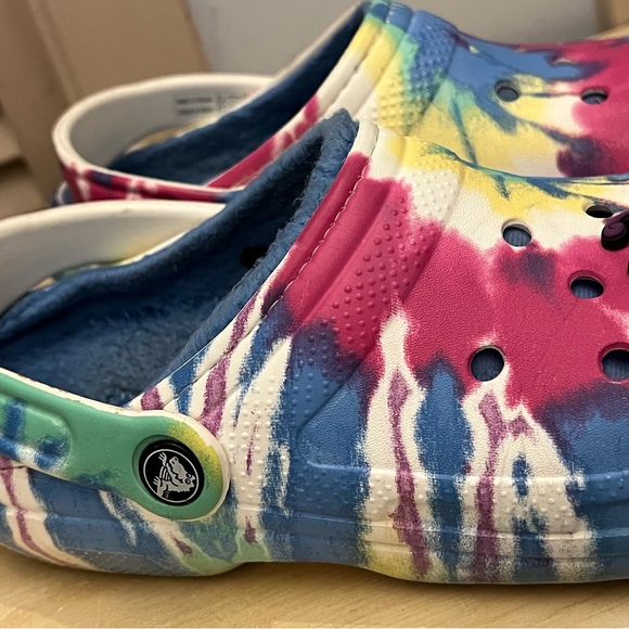 💕TIE DYE CROCS💕 - Picture 3 of 9